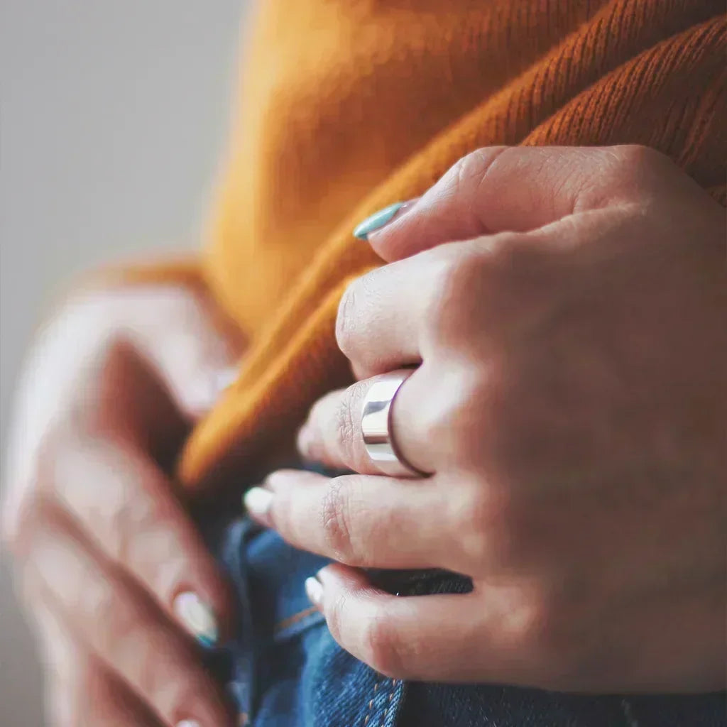 Otyłość brzuszna przy PCOS i problem z chudnięciem. Jak płynny ekstrakt z witanii ospałej wspiera odblokowanie metabolizmu i obniżenie kortyzolu.